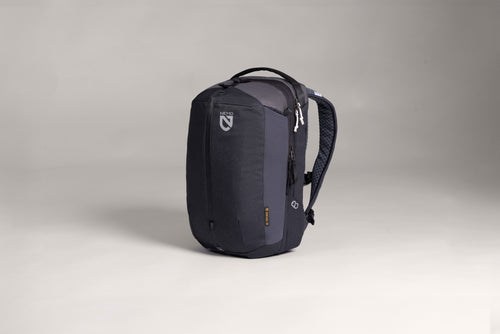 Vantage™ 20L Endless Promise® Day Travel Backpack