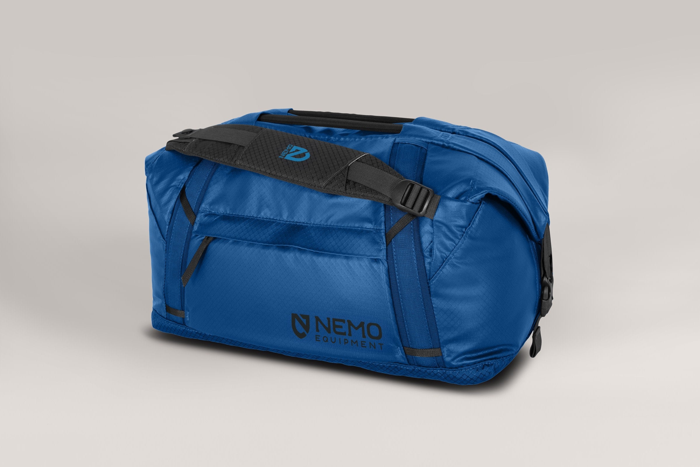 30 liter travel bag duffel Ultralight 30L | Lightest Backpacking and the heavy duty handles Frdra 30L Duffle Bag (Forest)