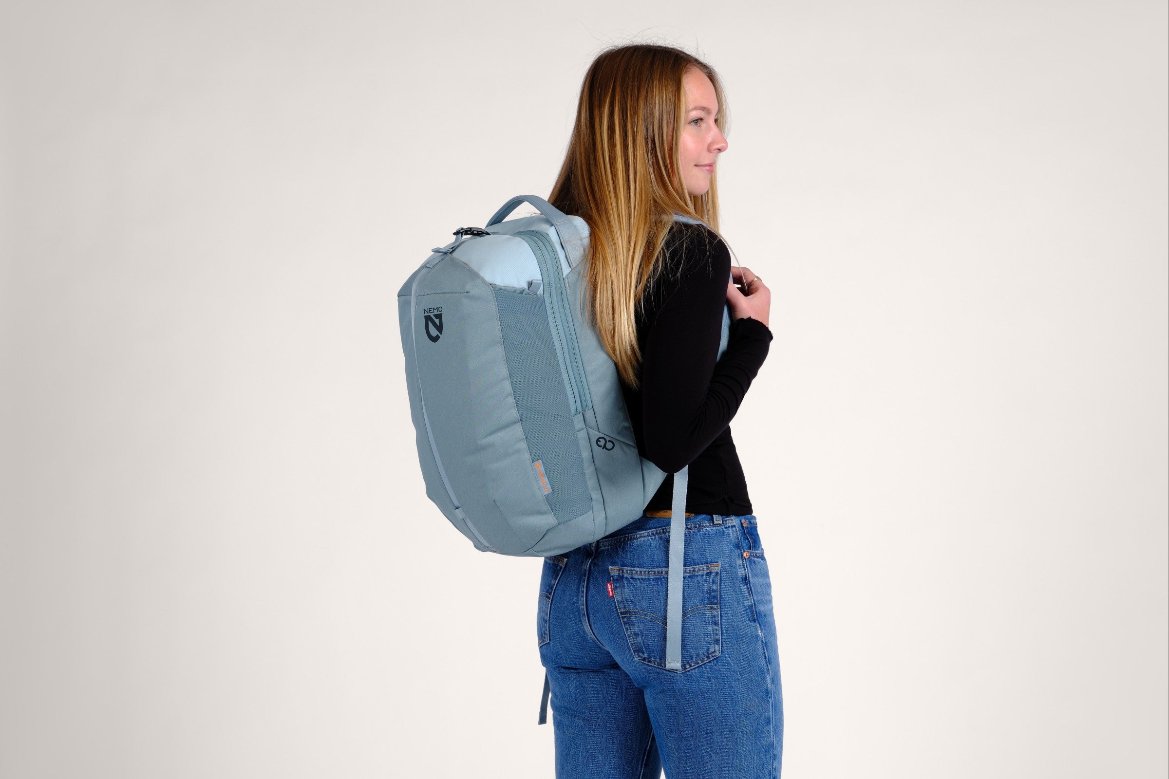 Vantage™ 20L Endless Promise® Day Travel Backpack