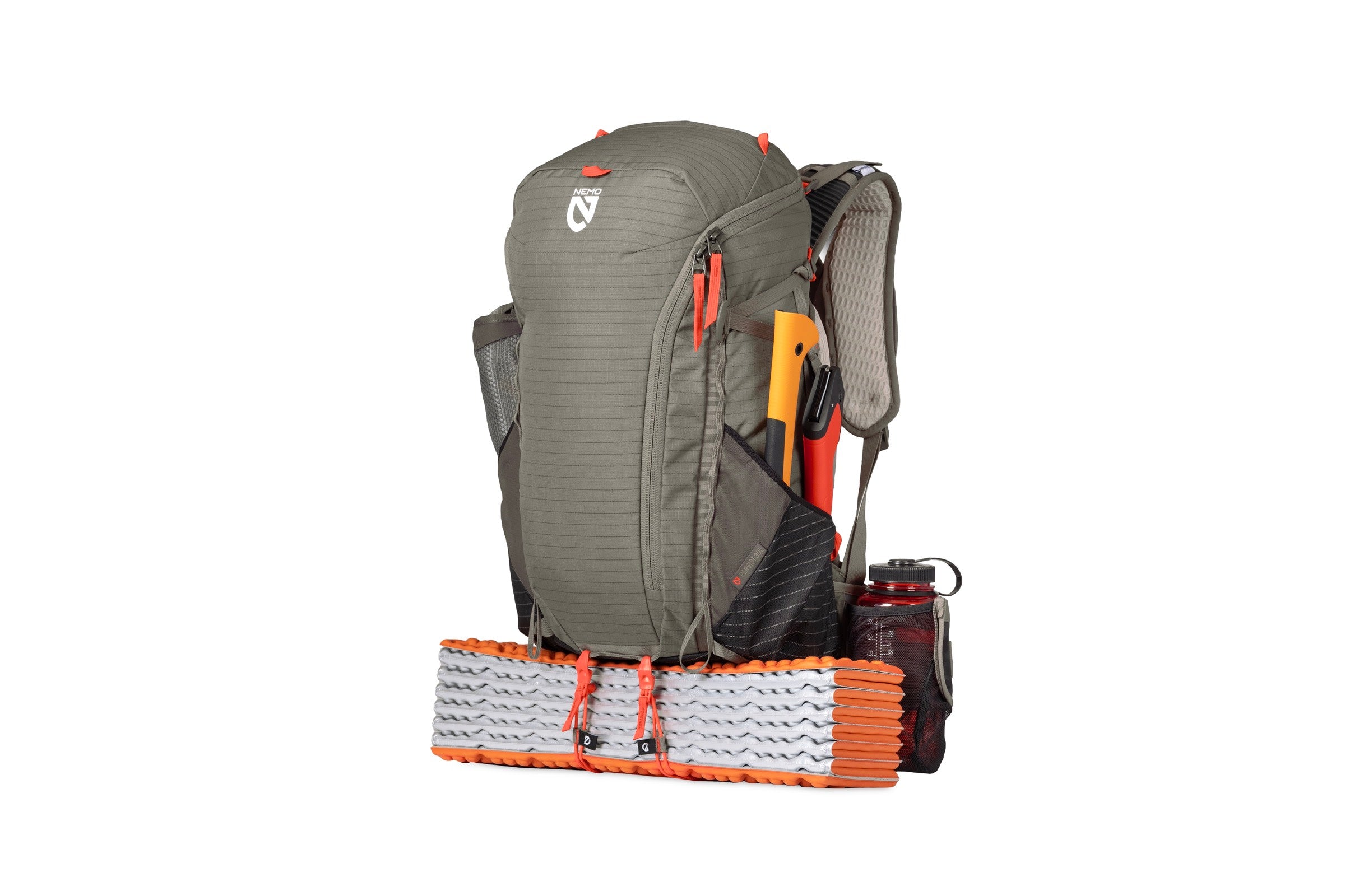Persist Men's 30L Adventure Backpack