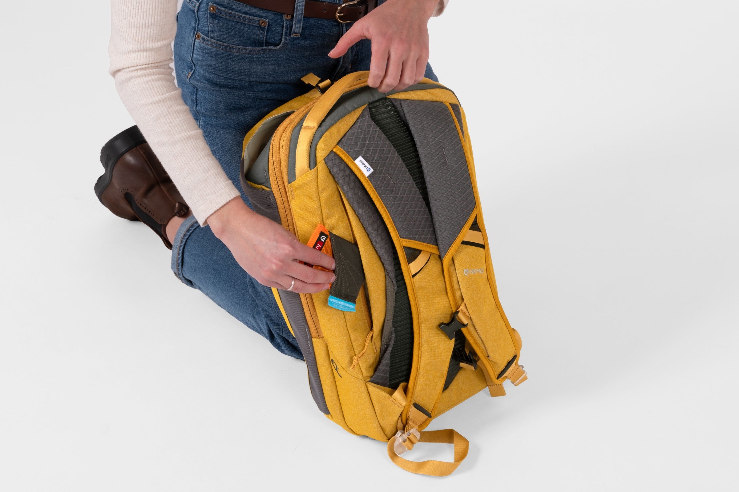 Vantage™ 20L Endless Promise® Everyday Adventure Daypack