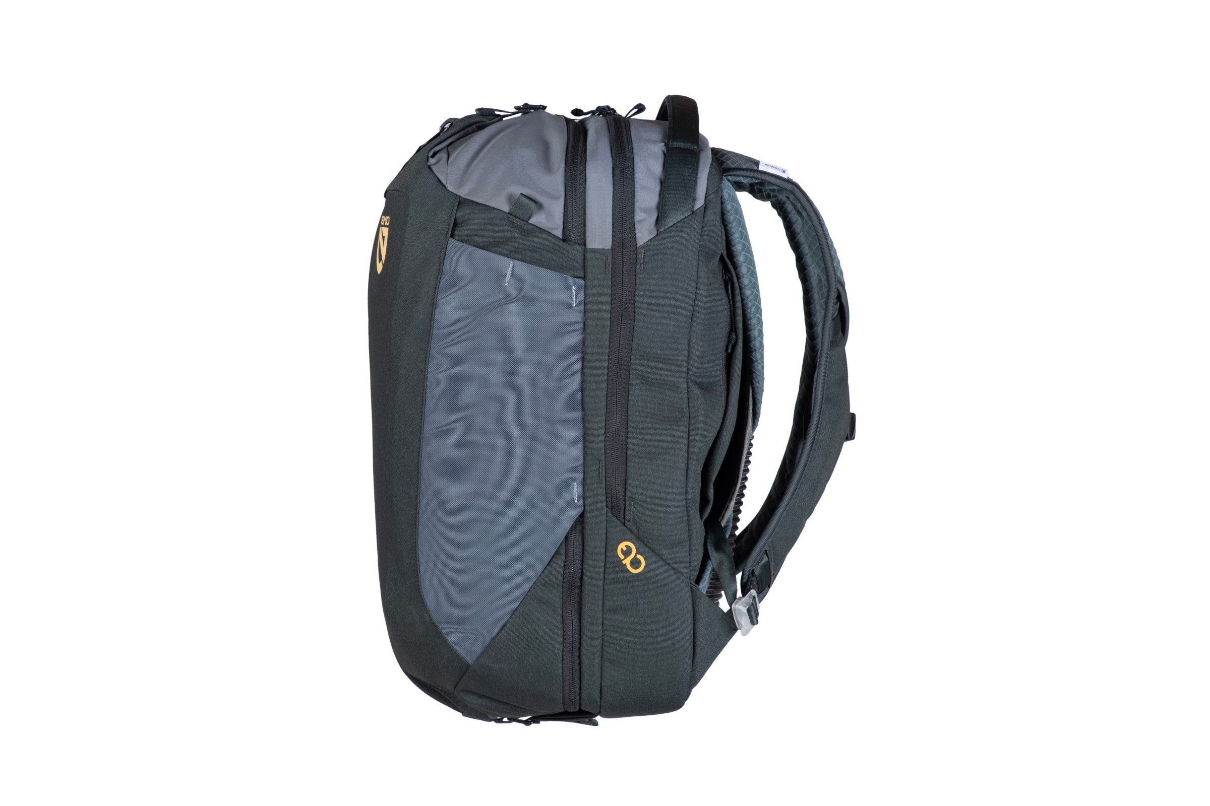 Vantage™ 30L Endless Promise® Everyday Adventure Daypack